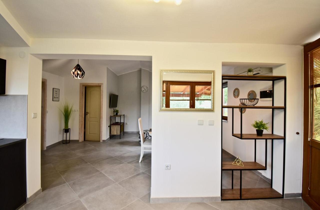 Relaxing Holiday House With Terrace Sea View Medulin Ngoại thất bức ảnh