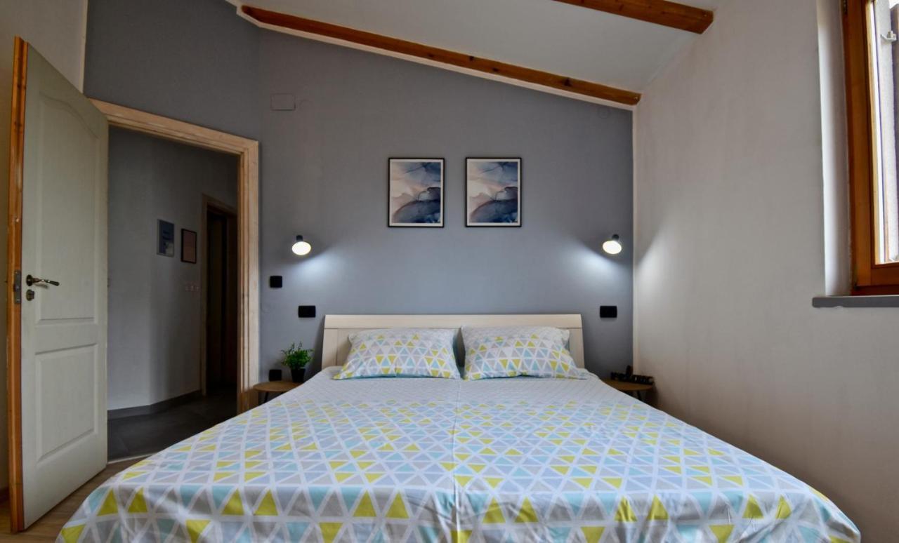 Relaxing Holiday House With Terrace Sea View Medulin Ngoại thất bức ảnh
