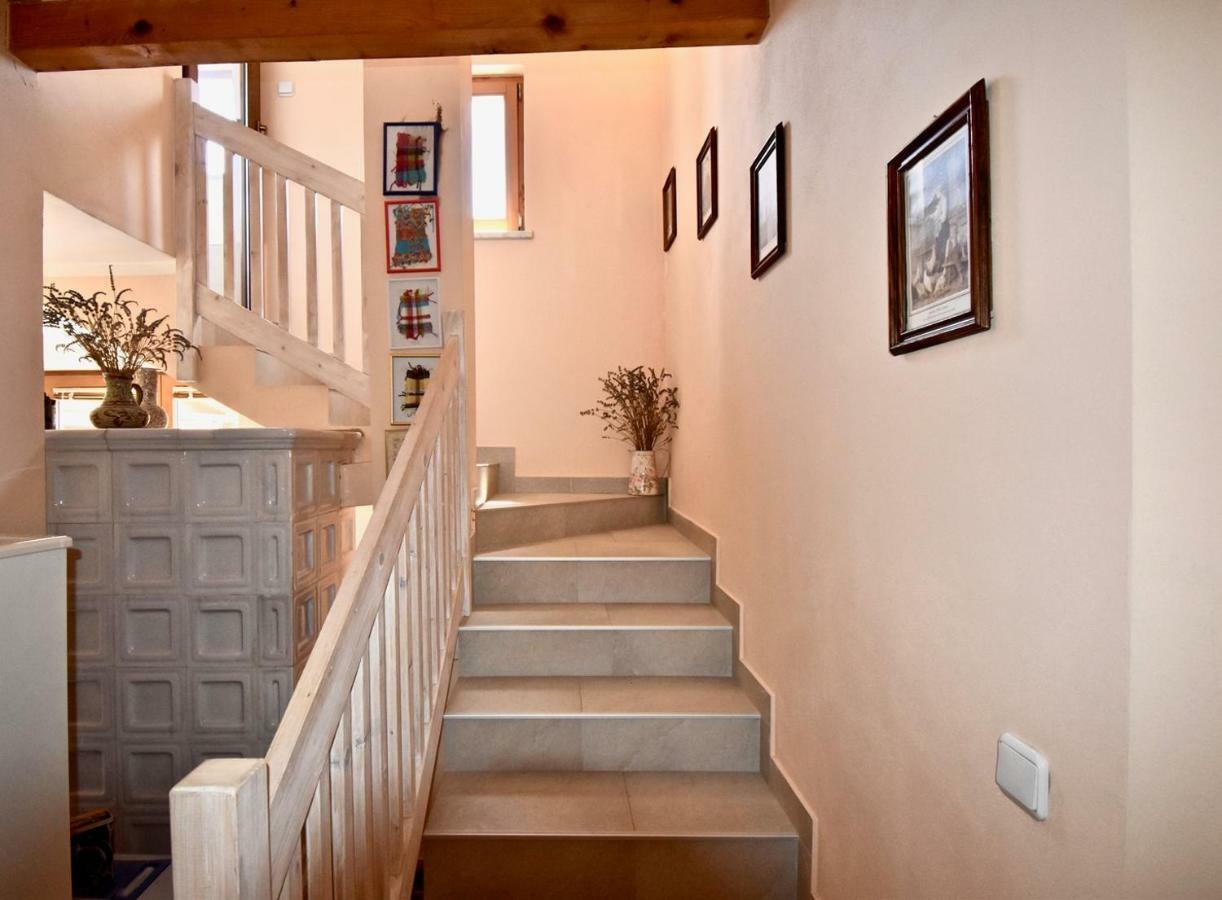 Relaxing Holiday House With Terrace Sea View Medulin Ngoại thất bức ảnh